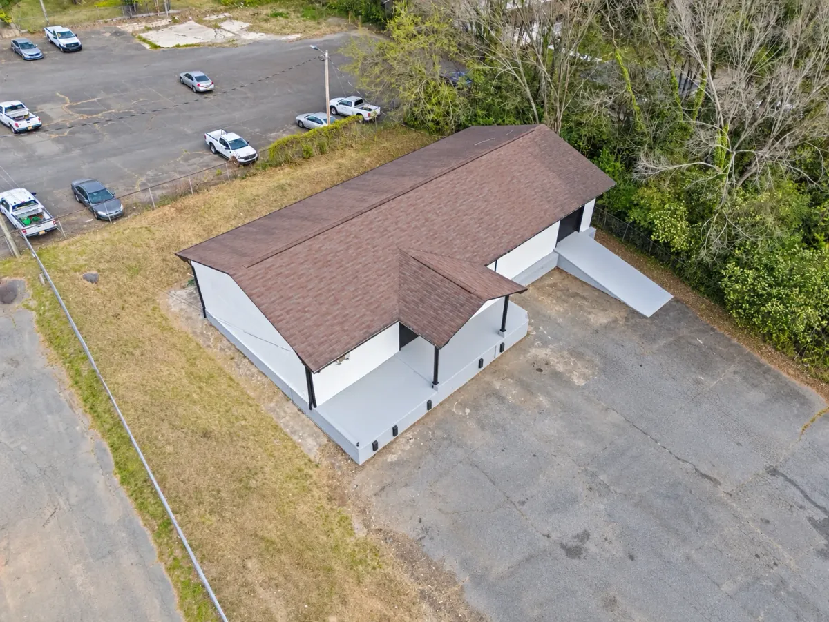 Small-bay warehouse & flex in Concord, NC